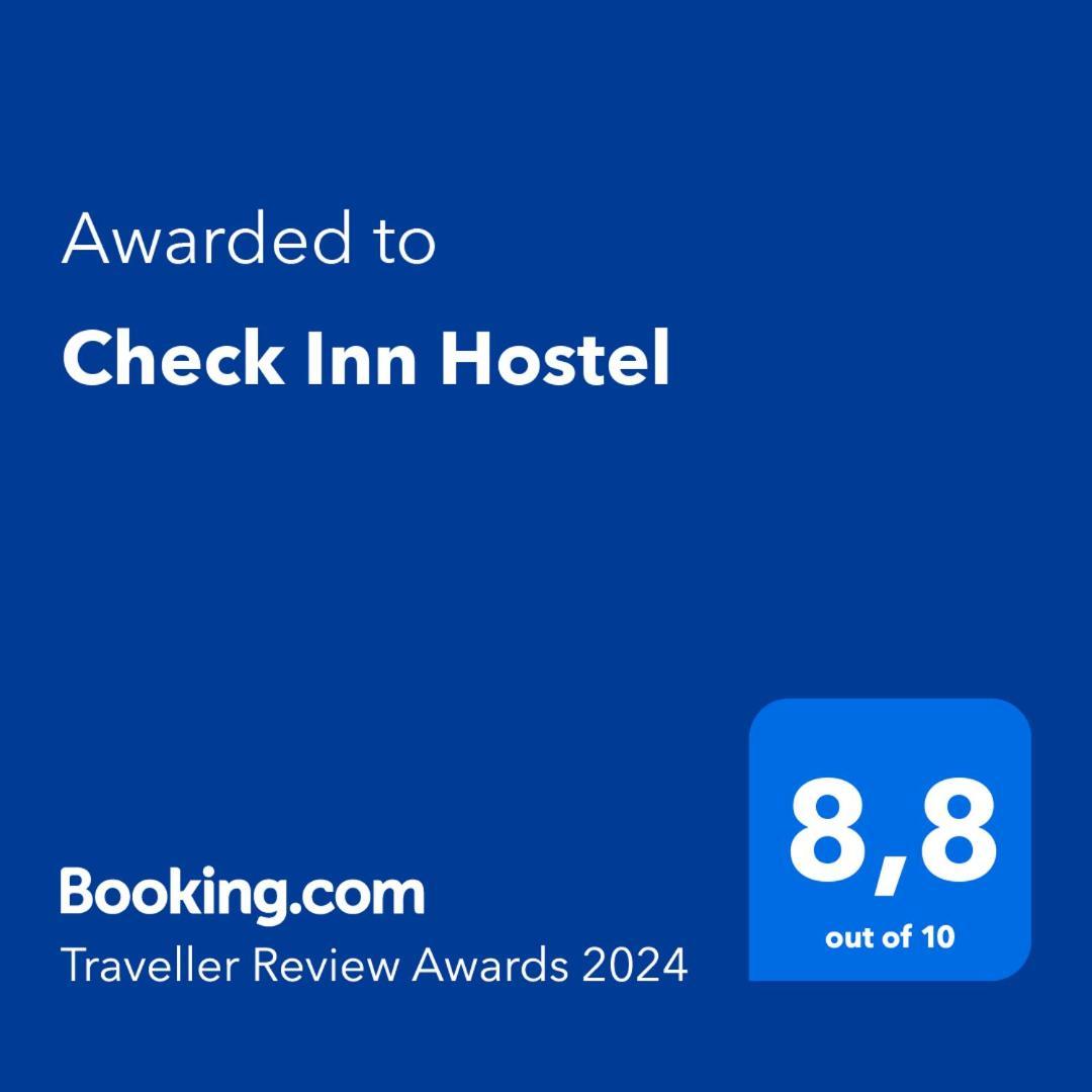 Check Inn Hostel Alma-Ata Exteriör bild